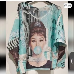 #136 Audrey Hepburn made in Italy one size 22 P2P Artistic Teal Graphic Blouse